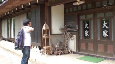 M607G03 What a mature woman living in the mountains of Gunma applied for a magazine?